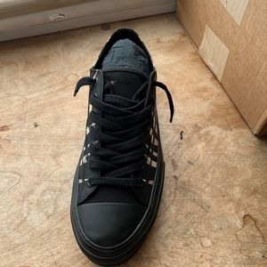Men’s sneaker